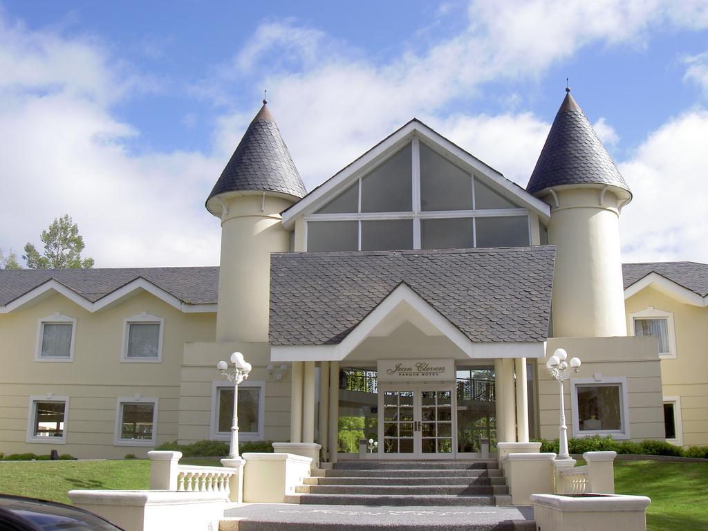 פונטה דל אסטה Parque Hotel Jean Clevers מראה חיצוני תמונה The main entrance of the hotel