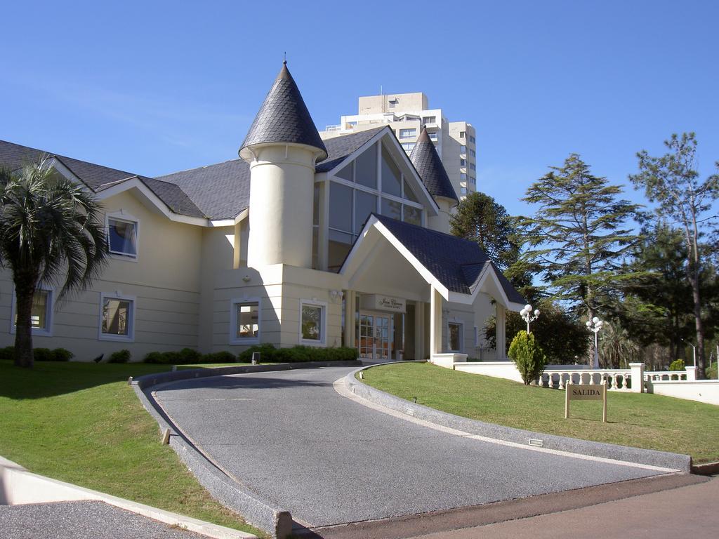 פונטה דל אסטה Parque Hotel Jean Clevers מראה חיצוני תמונה The clubhouse at the Royal Country Club
