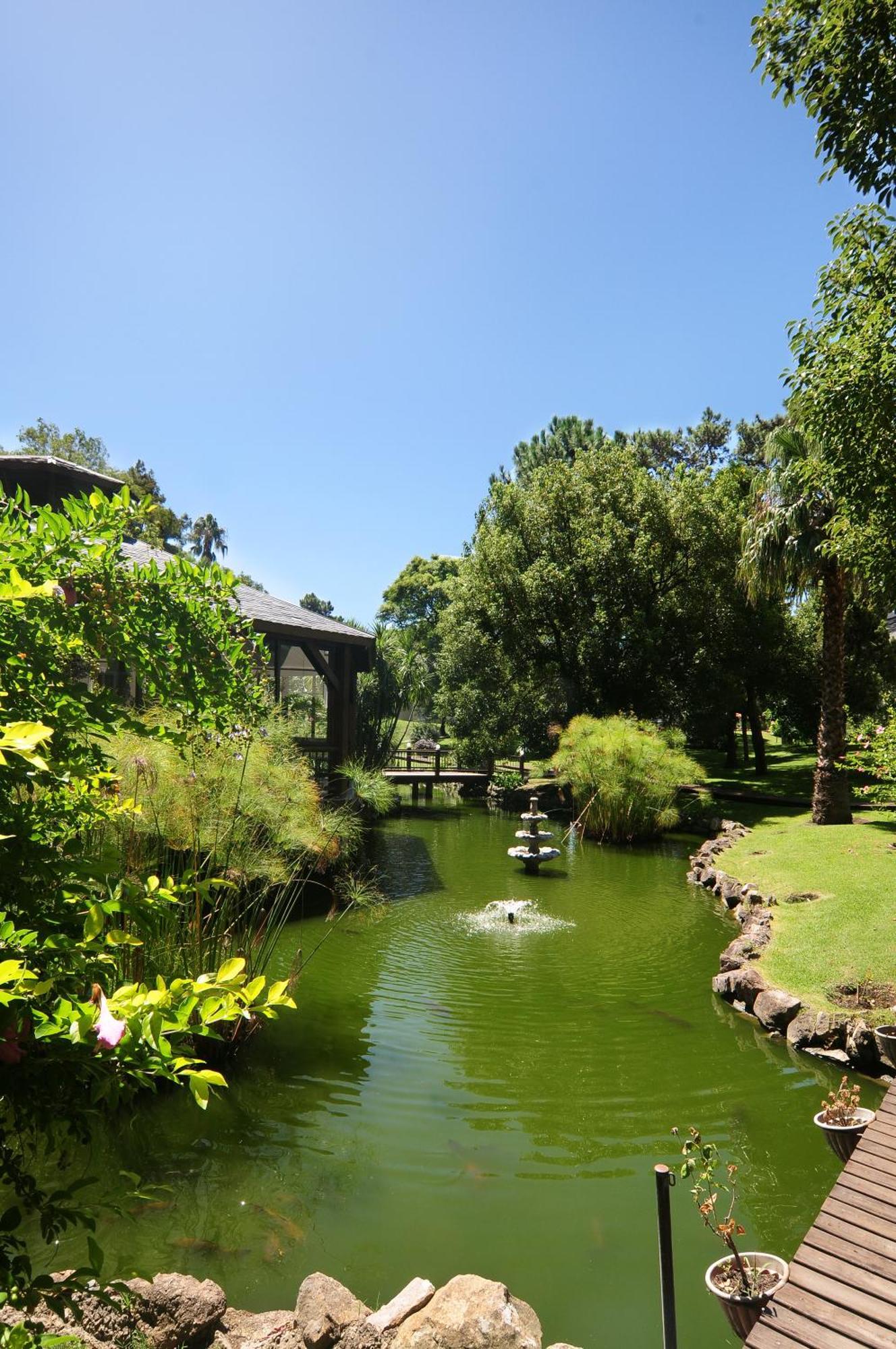 פונטה דל אסטה Parque Hotel Jean Clevers מראה חיצוני תמונה The lake